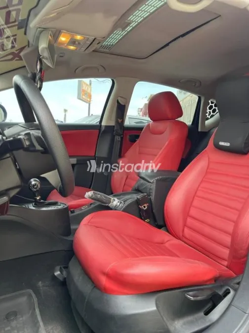 سيات ليون 2011 أزرق غامق مستعملة للبيع - 4