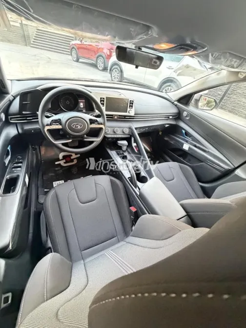 Hyundai Elantra 2022 Gray Used for Sale - 5