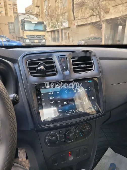 رينو لوجان 2016 أزرق مستعملة للبيع - 3