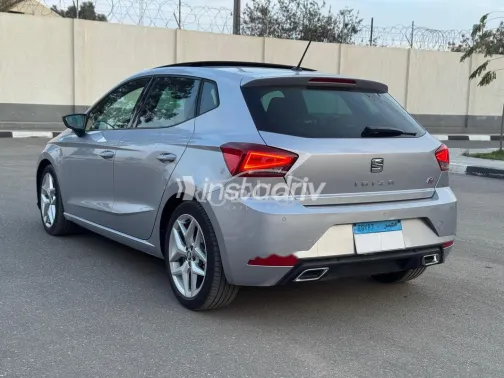 سيات ابيزا 2020 فضي مستعملة للبيع - 4