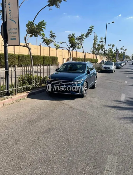 فولكس فاغن تيجون 2021 أبيض مستعملة للبيع - 4