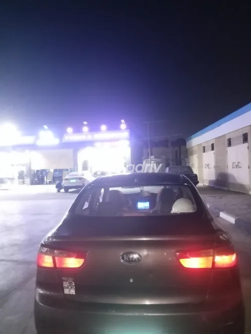 Kia Rio 2012 White Used for Sale - 3