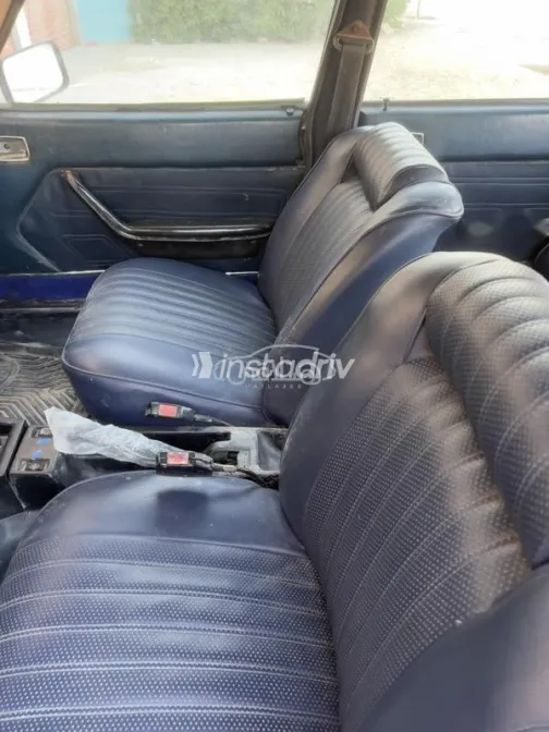 Peugeot 504 1977 Silver Used for Sale - 3