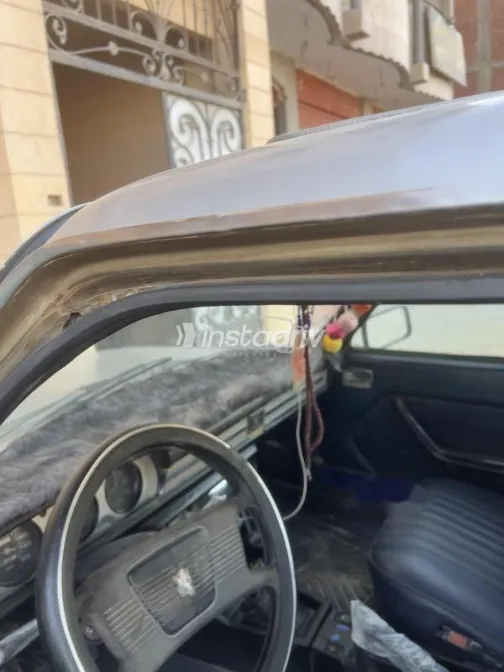 Peugeot 504 1977 Silver Used for Sale - 4