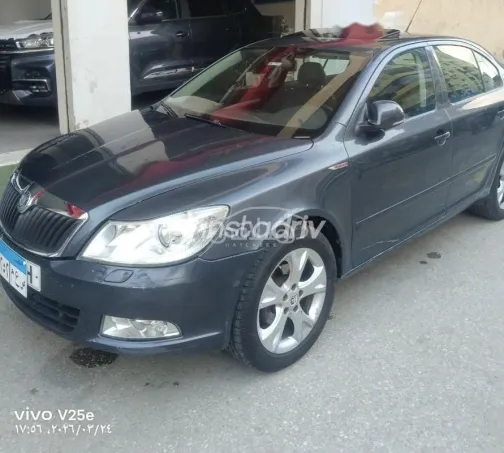 سكودا اوكتافيا A5 2011 بترولي مستعملة للبيع - 3