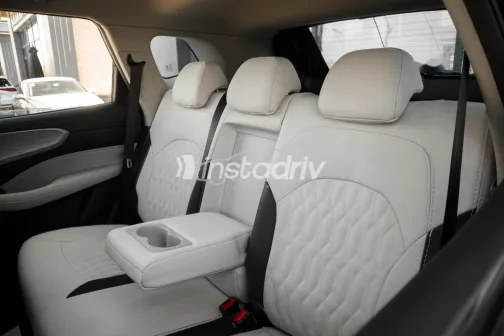 ام جى ار اكس 5 2024 رمادي مستعملة للبيع - 4