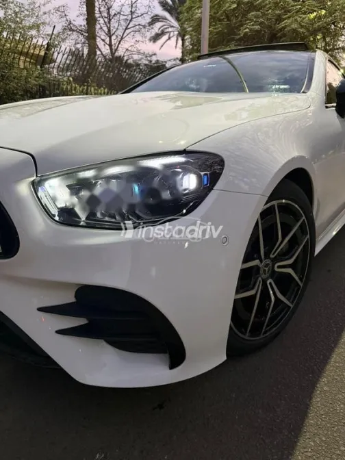 مرسيدس E 300 2023 أبيض مستعملة للبيع - 5