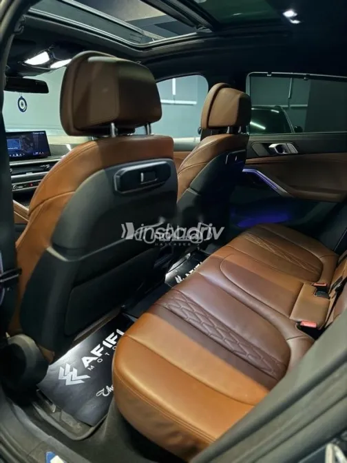 بي ام دبليو X6 2025 فضي مستعملة للبيع - 4