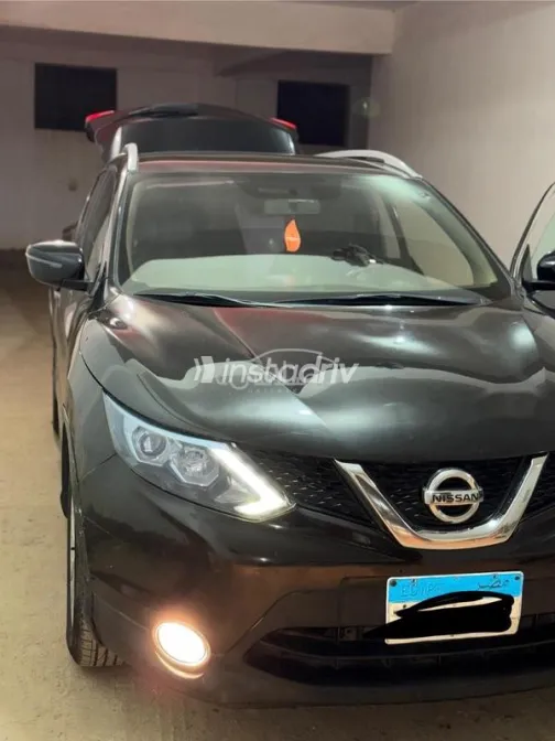 Nissan Qashqai 2016 Black Used for Sale - 7