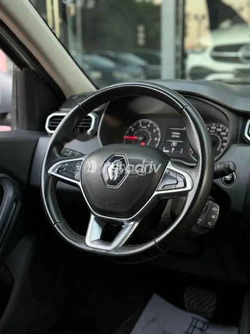 رينو داستر 2021 أبيض مستعملة للبيع - 3