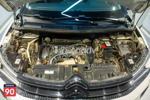 سيتروين C5 2024 أبيض مستعملة للبيع - 7