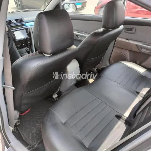 مازدا 3 2006 أبيض مستعملة للبيع - 10