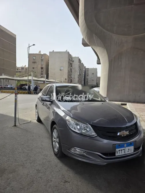 شيفروليه أوبترا 2021 فضي مستعملة للبيع - 1