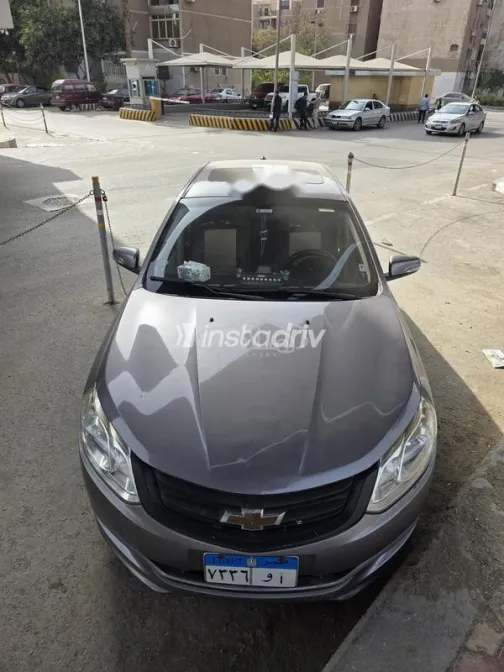 شيفروليه أوبترا 2021 فضي مستعملة للبيع - 4