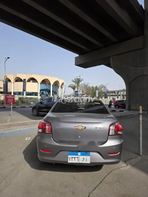 شيفروليه أوبترا 2021 فضي مستعملة للبيع - 5