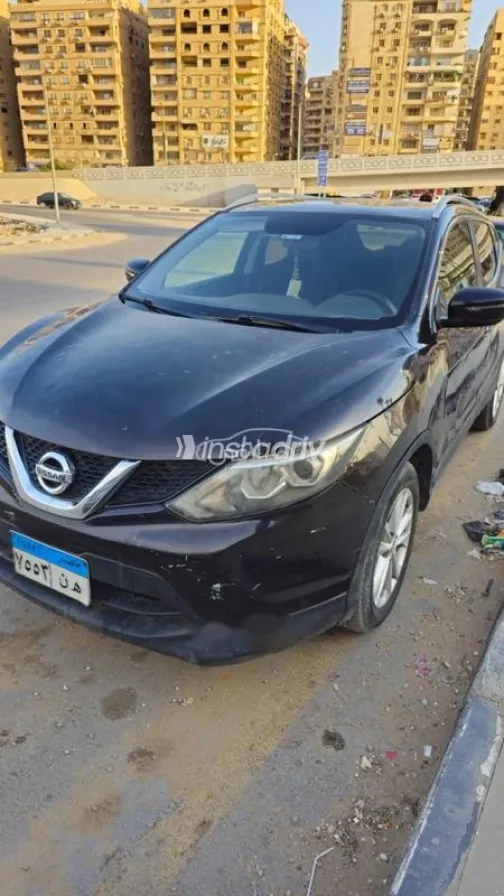 نيسان قشقاي 2017 أبيض مستعملة للبيع - 1