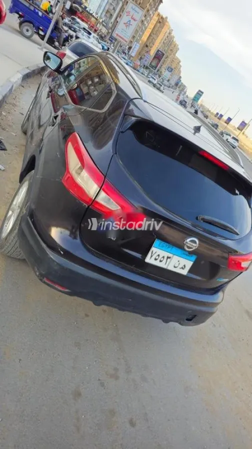 نيسان قشقاي 2017 أبيض مستعملة للبيع - 4