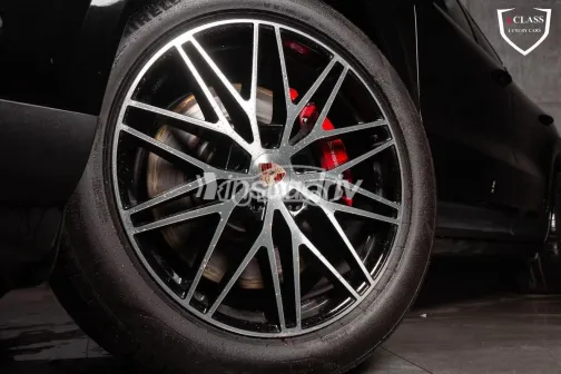 Porsche Cayenne S 2026 Black Used for Sale - 7