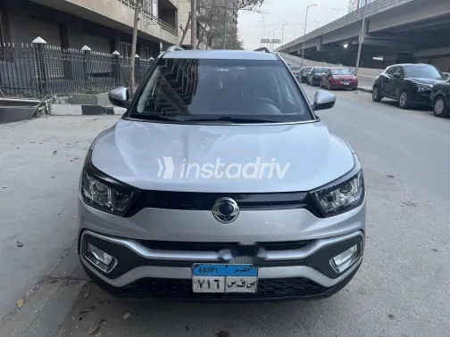 سانج يونج تيفولى XLV 2020 أبيض مستعملة للبيع - 6