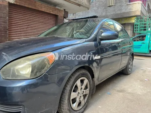 هيونداي فيرنا 2011 رمادي غامق مستعملة للبيع - 7