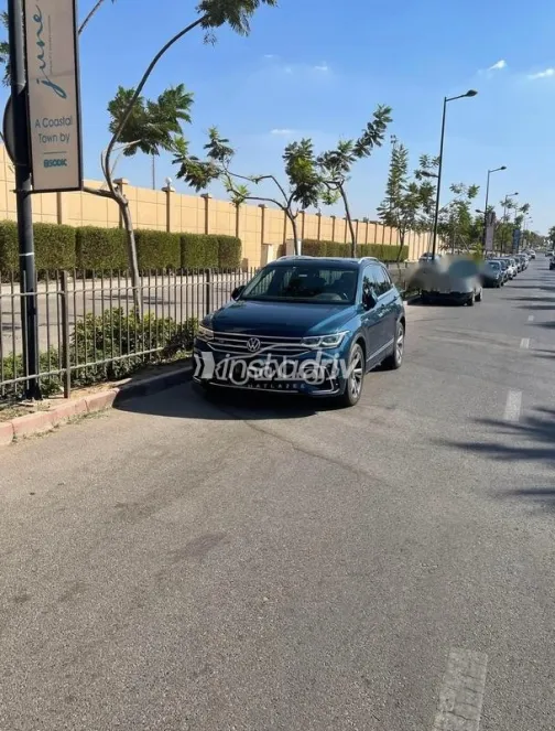 فولكس فاغن تيجون 2021 أبيض مستعملة للبيع - 1