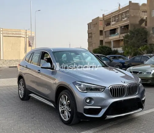 بي ام دبليو X1 2018 رمادي مستعملة للبيع - 4