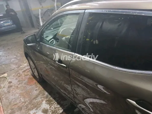 Nissan Qashqai 2017 White Used for Sale - 8