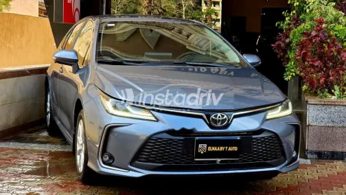 Toyota Corolla 2012 Silver Used for Sale - 3