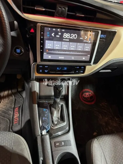 Toyota Corolla 2012 Silver Used for Sale - 6