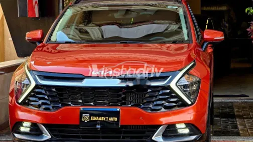 Kia Sportage 2023 Dark Red Used for Sale - 4