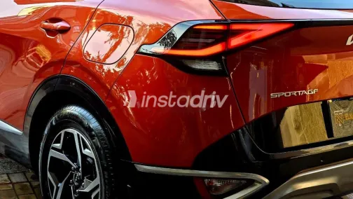 Kia Sportage 2023 Dark Red Used for Sale - 8