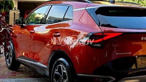 Kia Sportage 2023 Dark Red Used for Sale - 9