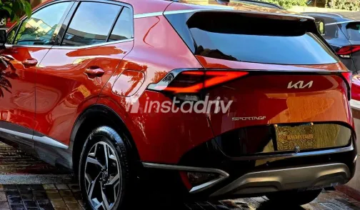 Kia Sportage 2023 Dark Red Used for Sale - 10
