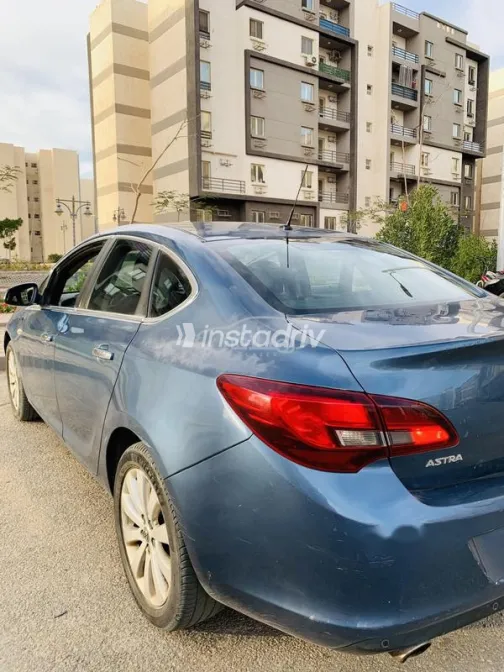 Opel Astra 2013 Dark Blue Used for Sale - 7
