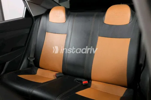 هيونداي اكسنت 2021 أبيض مستعملة للبيع - 7