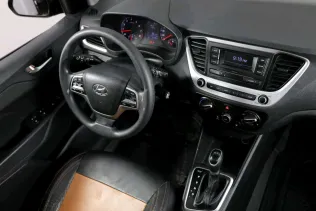 هيونداي اكسنت 2021 أبيض مستعملة للبيع