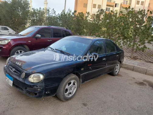 كيا شوما 2000 أبيض مستعملة للبيع - 2