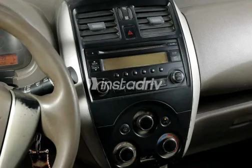 Nissan Sunny 2019 White Used for Sale - 10