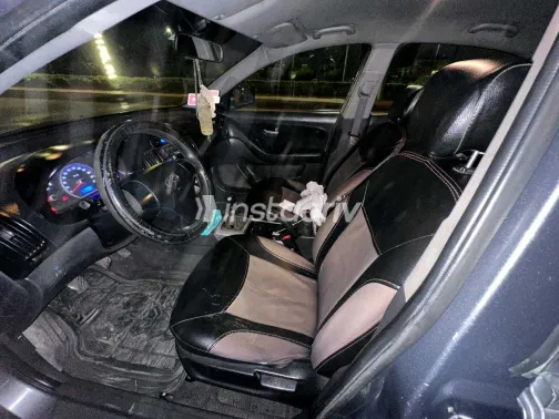 هيونداي إلنترا 2008 أبيض مستعملة للبيع - 3