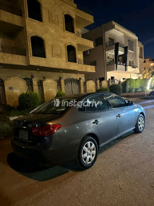 هيونداي إلنترا 2008 أبيض مستعملة للبيع - 5