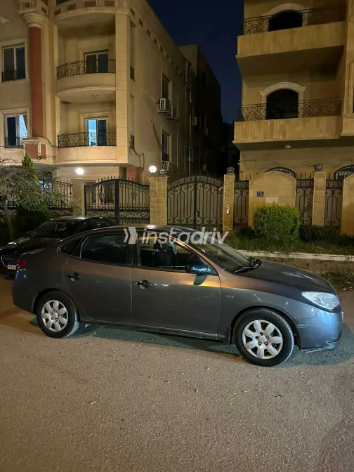 هيونداي إلنترا 2008 أبيض مستعملة للبيع - 8