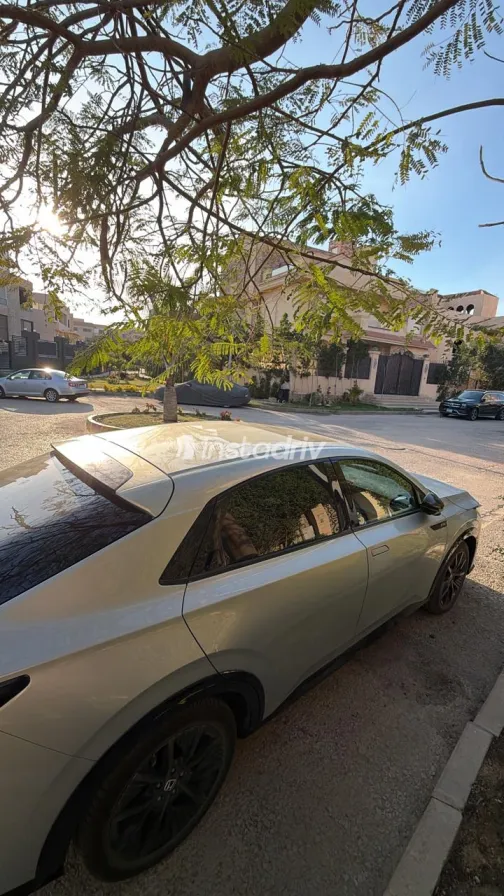 هوندا اي ان بي 2 2025 أبيض مستعملة للبيع - 5