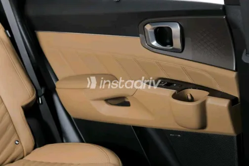 كيا سورينتو 2024 أبيض مستعملة للبيع - 4