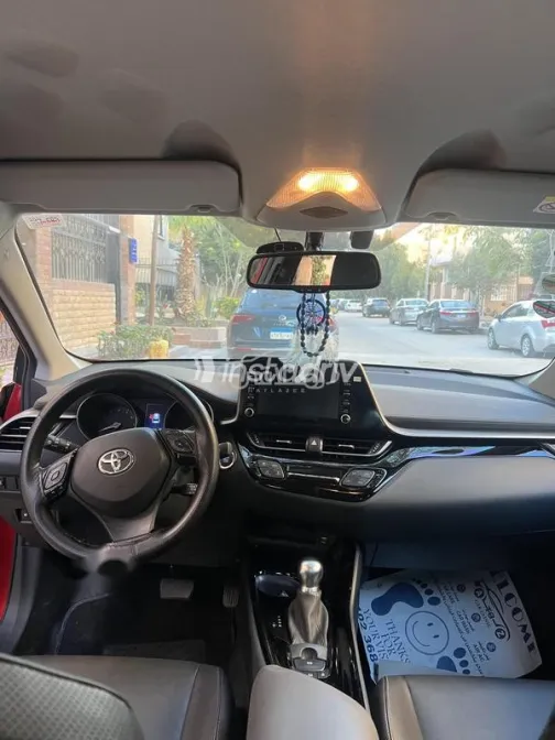 تويوتا C-HR 2023 أبيض مستعملة للبيع - 6