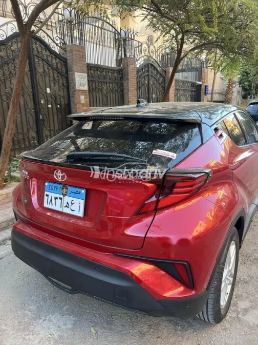 تويوتا C-HR 2023 أبيض مستعملة للبيع - 7