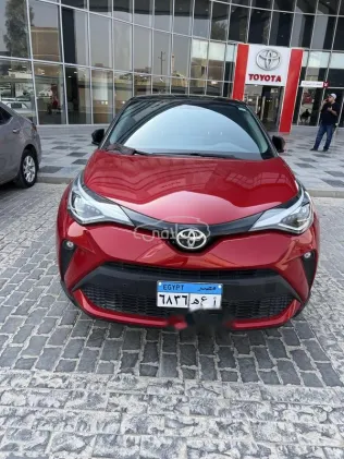 تويوتا C-HR 2023 أبيض مستعملة للبيع