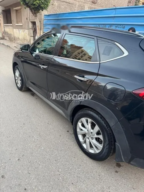 هيونداي توسان 2020 أسود مستعملة للبيع - 8