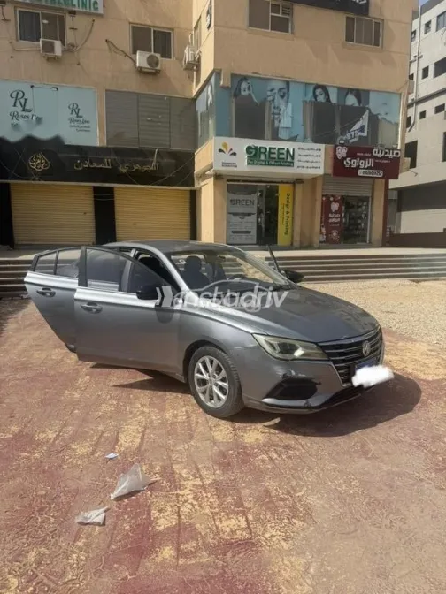 ام جى 5 2020 فضي مستعملة للبيع - 1