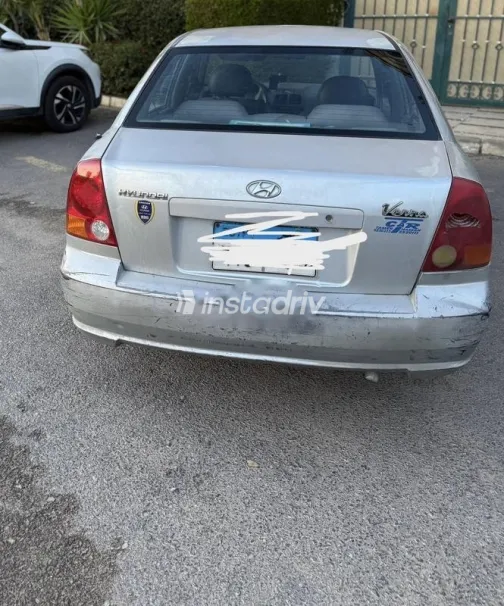 هيونداي فيرنا 2008 فضي مستعملة للبيع - 4