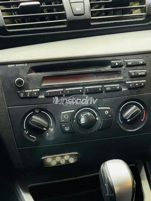 بي ام دبليو 116 2009 أبيض مستعملة للبيع - 8